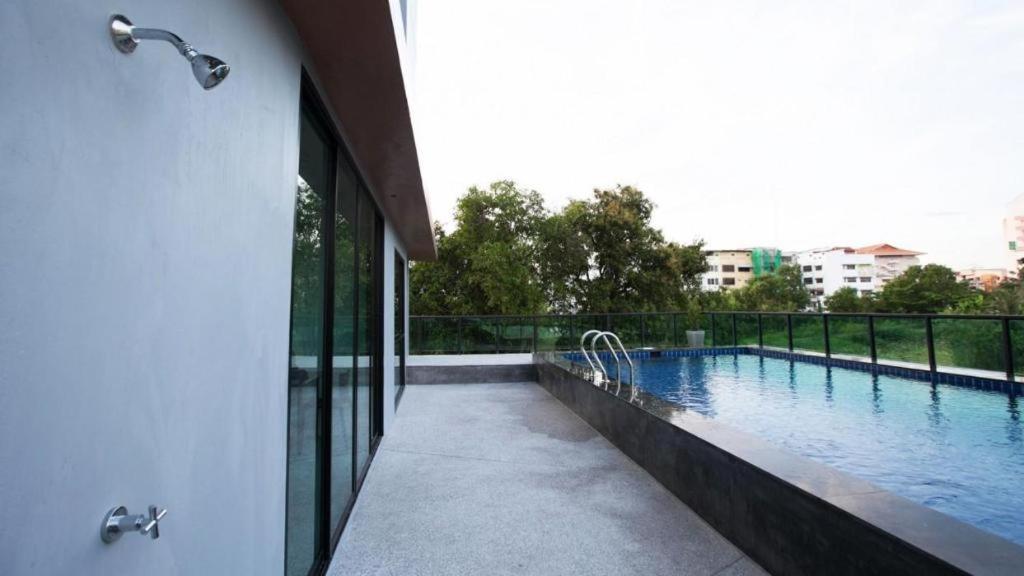 B2 South Pattaya Premier Hotel 外观 照片